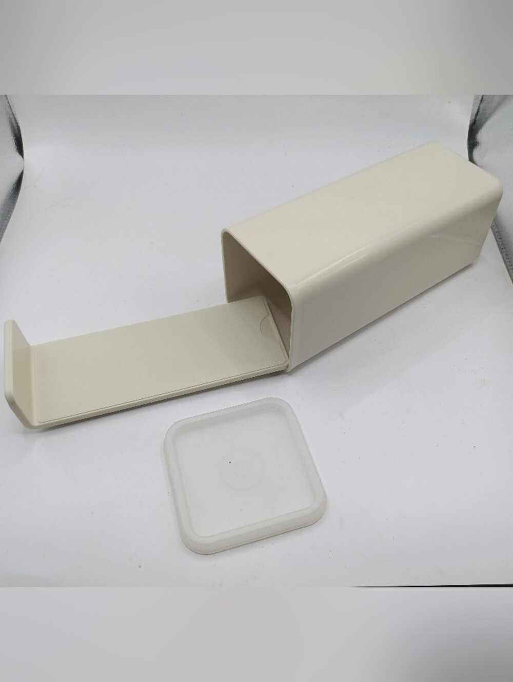Tupperware 1827 Butter Cheese Keeper 3 Piece Lid Tray Vintage Beige